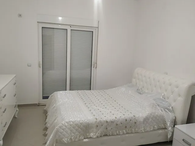 Two-bedroom apartment with sea view in Ulcinj — photo 6