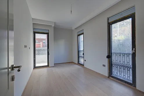 # 6566 apartments in a newly built building in the center of Budva
