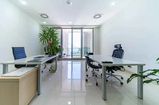 Modern office space in TQ Plaza Budva with sea view — photo 4