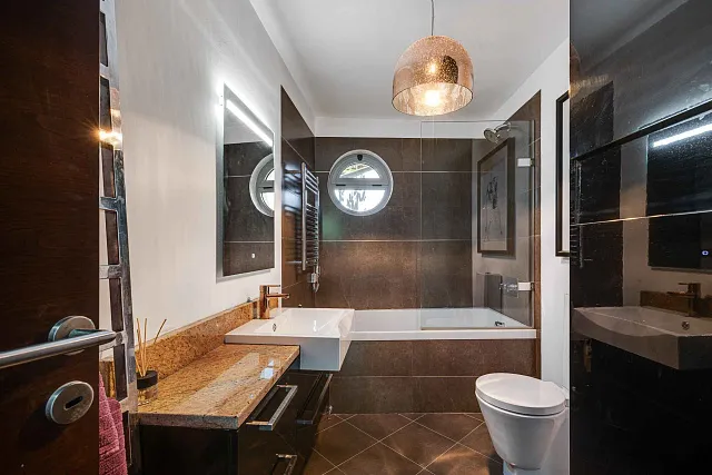 Luxury Investment Villa in Blizikuće – 3 Apartments, Pool & 120 m² Roof Terraces — photo 18