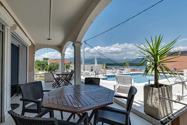 Spacious house with sea views in the picturesque area of ​​Djurashevichi — photo 7