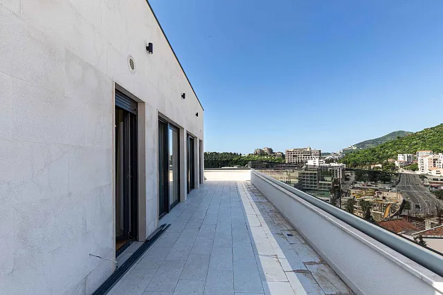 Penthouse in new building in Becici near the sea — photo 36