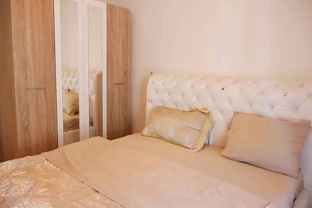 Apartment with two bedrooms and sea views in Kotor — photo 9