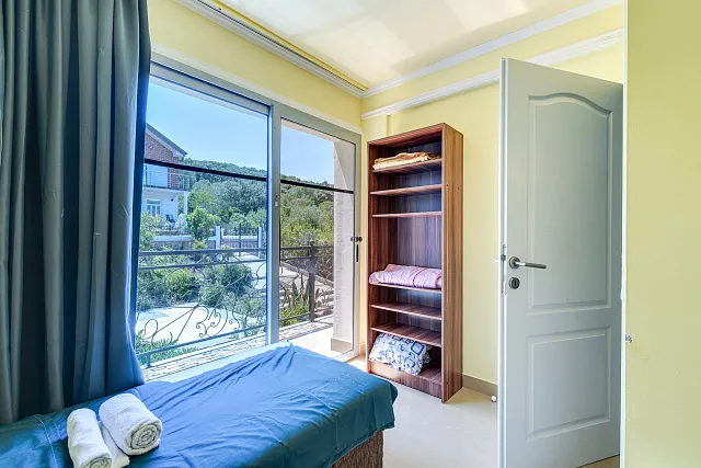 Spacious house with sea views in the picturesque area of ​​Djurashevichi — photo 13