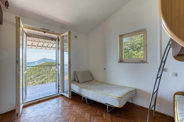 1,2 floors in House for sale in Pržno, near Sveti Stefan – prime location. — photo 21