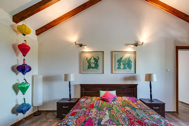 Exclusive Modern House with Authentic Character, Wine Cellar and Panoramic Views — photo 8