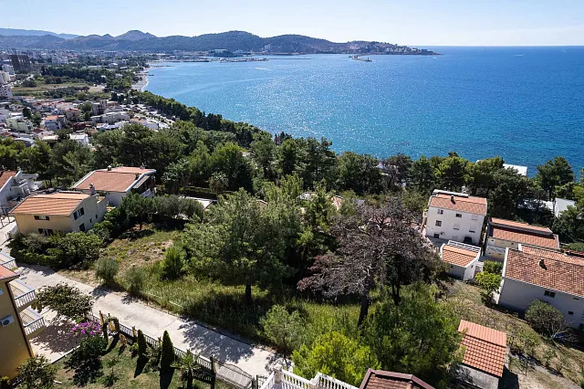 Sea-view land plot in Šušanj, 150 m from the beach — 950 m² — photo 8