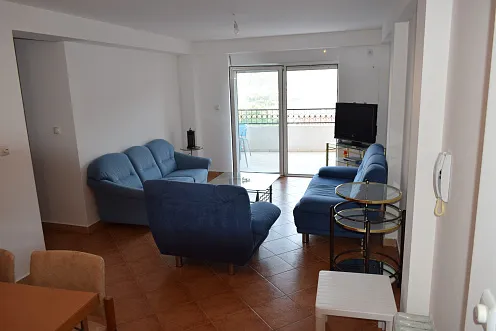 Spacious 3-Bedroom Apartment with Stunning Sea Views