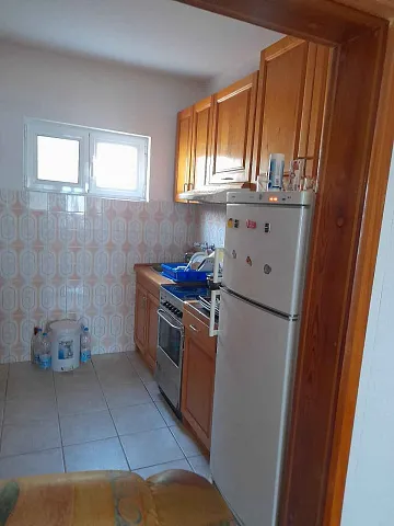 Three-story family house — photo 9