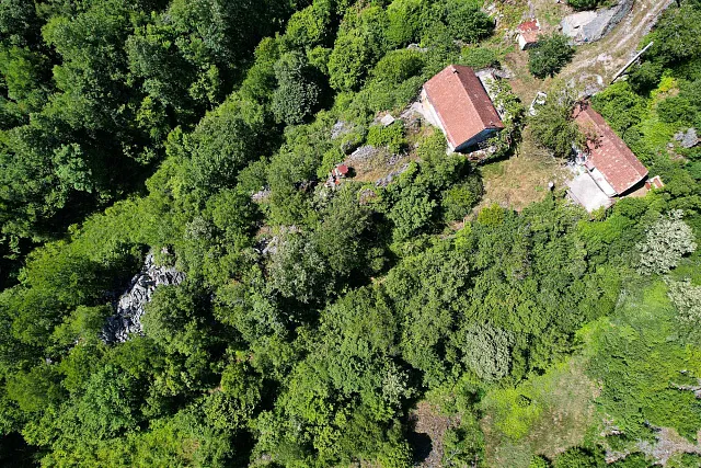 ATTRACTIVE LAND FOR SALE IN CETINJE – 1,000 m² BY THE ROAD — photo 8