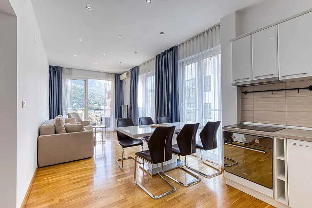  A seaview apartment in Becici — photo 11