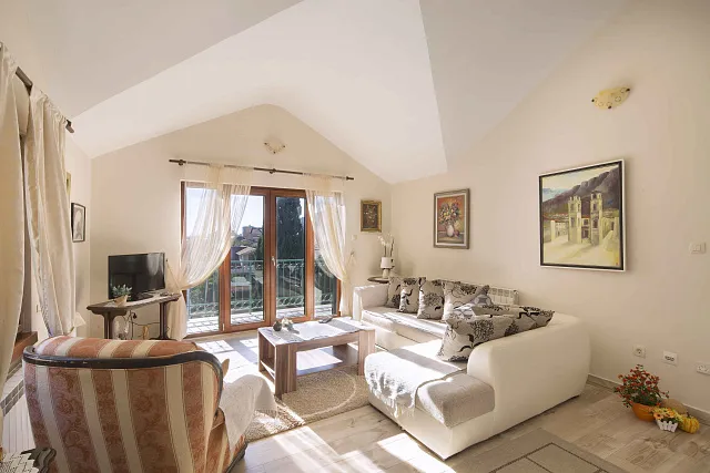 Spacious house in Budva — photo 26