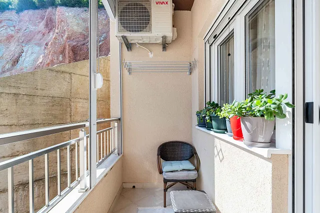 One-bedroom apartment – an excellent investment in Budva. — photo 7