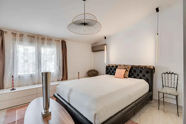 Two-storey spacious house in Sutomore — photo 6