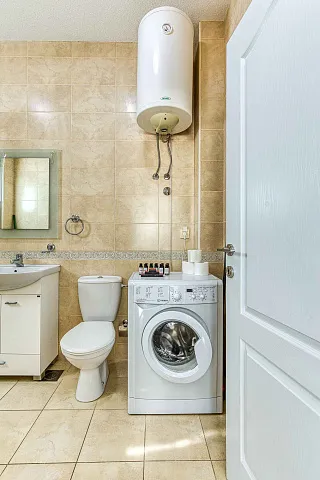  A seaview apartment in Becici — photo 17