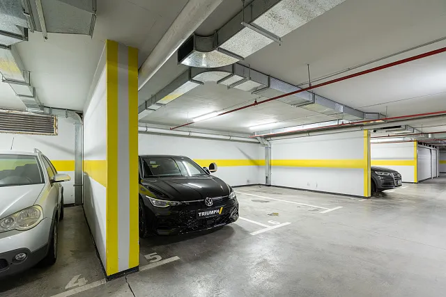 Three parking spots in a single unit in the NIVEL building, Budva — photo 4