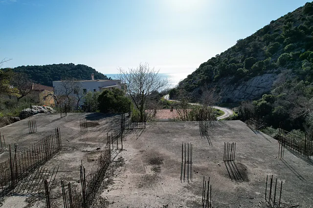 Investment Plot with Approved Project and Foundation in Petrovac with Sea View — photo 4