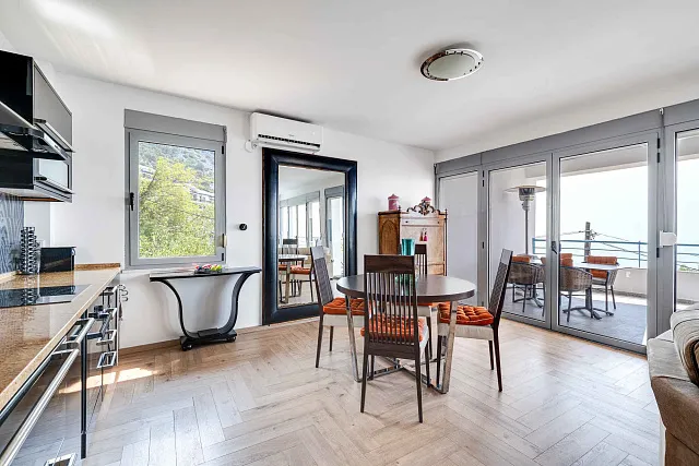 Luxury Investment Villa in Blizikuće – 3 Apartments, Pool & 120 m² Roof Terraces — photo 20