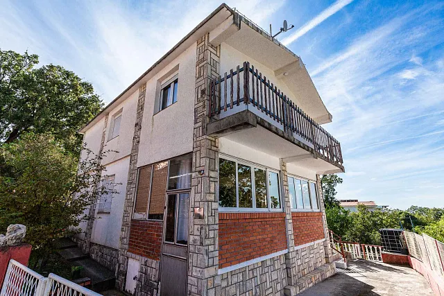 House with a terrace and sea view in Bar — photo 5