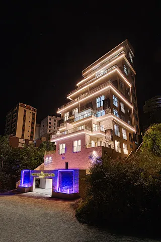Luxuriöse 2-Zimmer-Wohnung, 64 m², mit Panoramablick auf das Meer – Bečići — photo 27