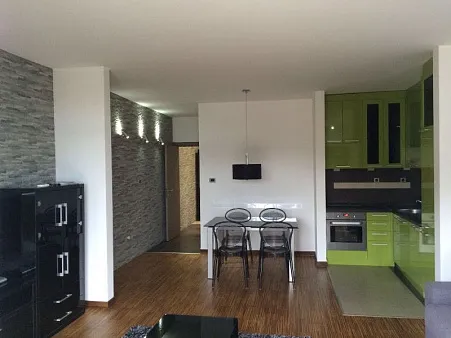 One-bedroom apartment in a complex with a swimming pool in Pržno