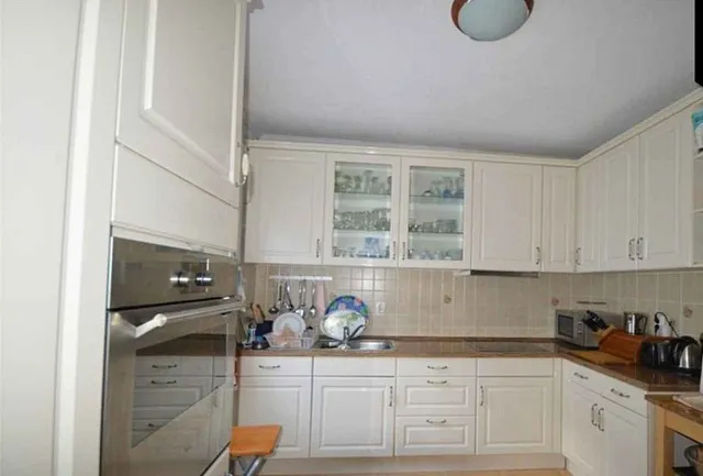 Large house in Sutorina with a swimming pool and a spacious yard — photo 8