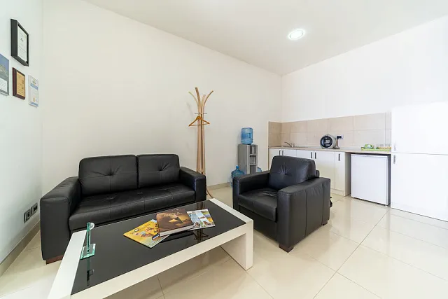 Modern office space in TQ Plaza Budva with sea view — photo 18