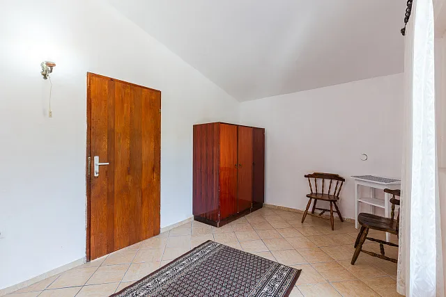 House with a terrace and sea view in Bar — photo 8