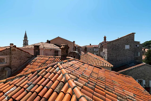 Charming duplex apartment in the heart of the old town of Budva — photo 27