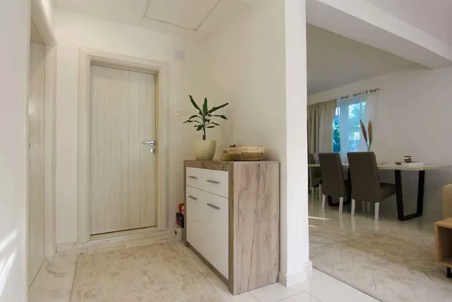 For sale two-storey house in Dobra Voda near the sea — photo 5