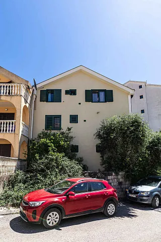 Spacious house in Budva — photo 33
