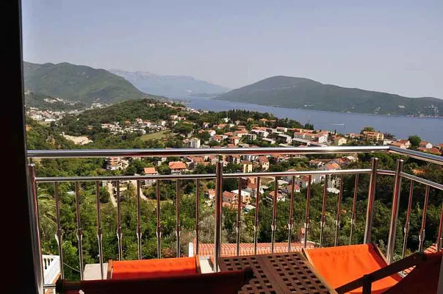House in Herceg-Novi — photo 31