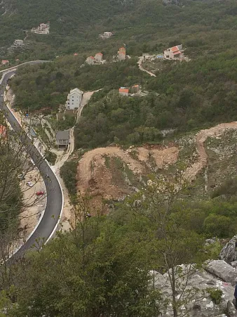 Plot for sale in Lapcici with a panoramic sea view 