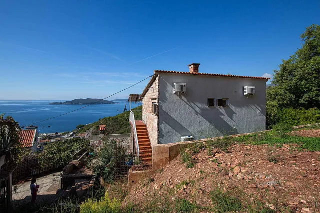 1,2 floors in House for sale in Pržno, near Sveti Stefan – prime location. — photo 35
