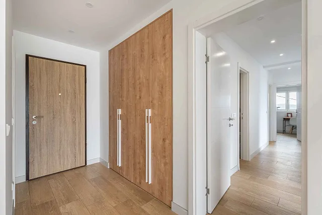 For Sale: Spacious Three-Bedroom Apartment with Sea View and a 40 m² Terrace — photo 18