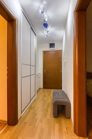 Apartment with 2 bedrooms in Bečići — photo 22