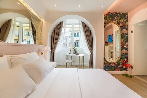 Mini-hotel in Budva, 425 meters from the sea
