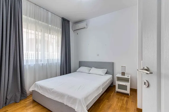  A seaview apartment in Becici