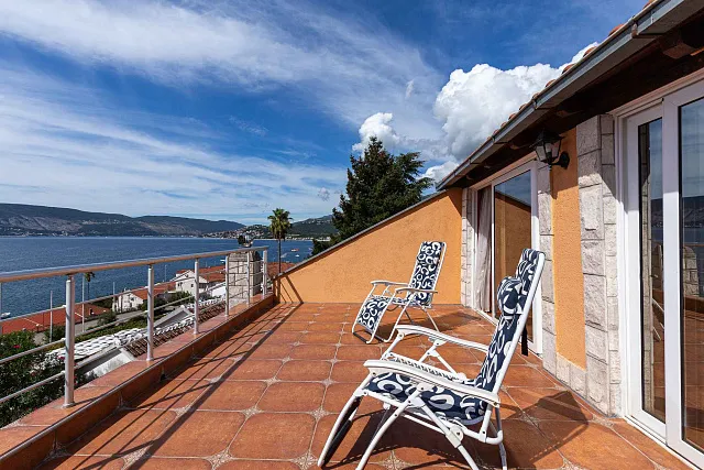 House in Kumbor 200 m to the sea — photo 13
