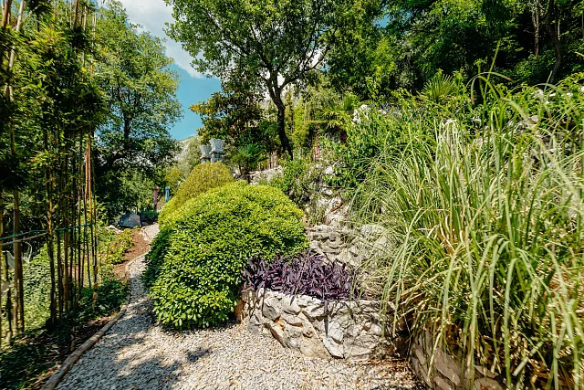 Elegant Stone Mansion with Sea View near Sveti Stefan — photo 9