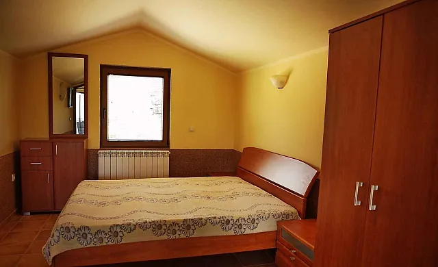 Two Villas in Krimovice with swimming pools and a large plot — photo 9