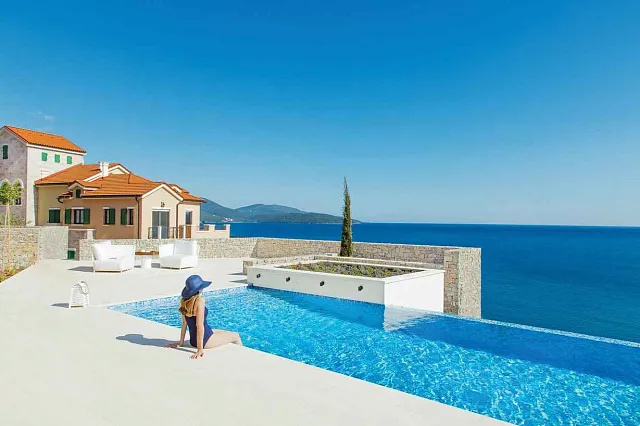 Luxurious apartments in Lustica — photo 8