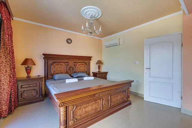 Spacious house with sea views in the picturesque area of ​​Djurashevichi — photo 24