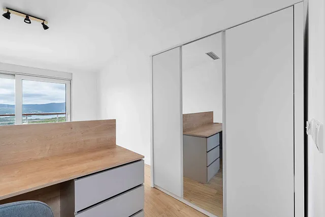 Luxury penthouse with spectacular sea views — photo 25