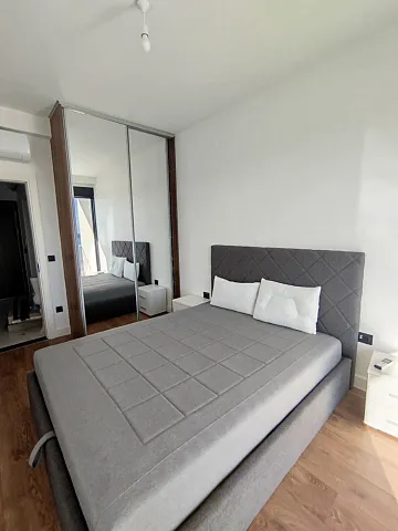 Gemütliche Wohnung in Bečići mit Panoramablick aufs Meer, nahe dem Hotel Splendid — photo 17