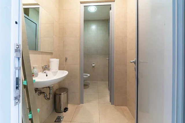 Modern office space in TQ Plaza Budva with sea view — photo 19